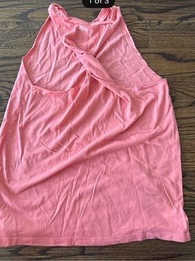 PINK Victoria's Secret Coral Pink Twist-Back Tank